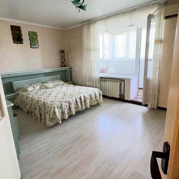 Камянець-Подільський-Лисогірка  2-кімнатна квартира для сім’ї.