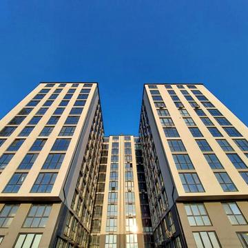 Продаж квартири по вул. Камянська 127
