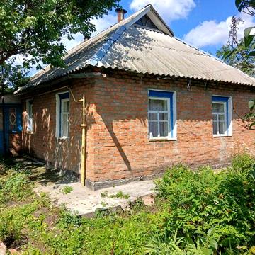 Продам будинок з земельною ділянкою