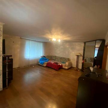 Перший поверх 80 кв. м. з пандусом під житло чи комерцію