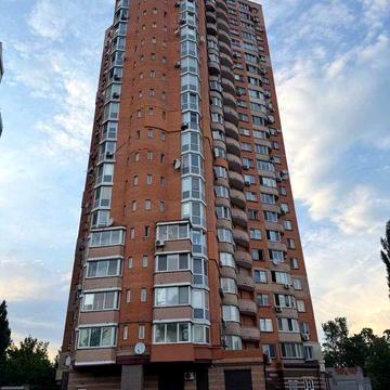 Продаж 1 кімн. 54м2 вул. Сімї Стешеньків  7