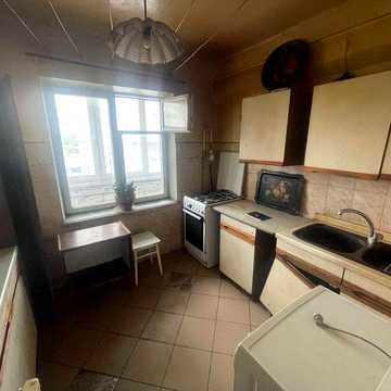 Продам 3-к вартиру Тичини 1  роздільна