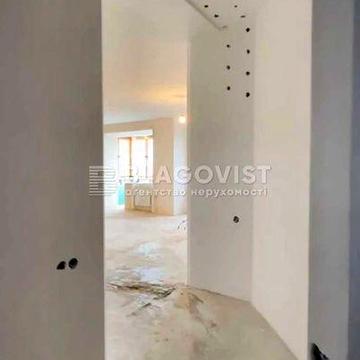 Продаж 2-к квартири, 65м2, частковий ремонт, совмін, Печерськ, ЦНАП, Арсенальна