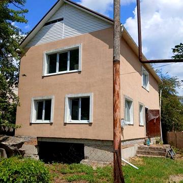 Продам будинок місто Підгороднє вул.Поштова.