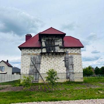 Продаж будинку в місті Березне