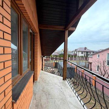 Будинок з ремонтом "під чистову" в Петропавлівській Борщагівці | Без комісії