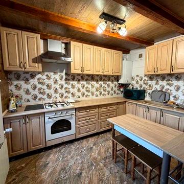 Оренда будинку в межах міста, район Роша