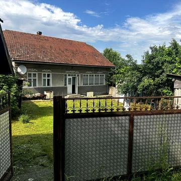 Продам цегляний будинок с. Товтри Чернівецька обл.