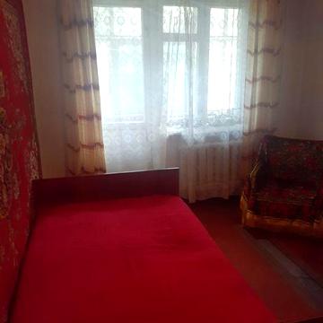 Здам 1 к , всі  меблі  та  холодильник , р-н  5 Школи  , 6000+ кп !