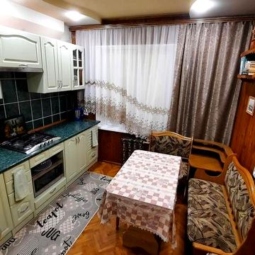 Вільна! 2-кім. З меблями та технікою на Пісках