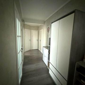Продам 3 кімнатну квартиру ЖК Злагода