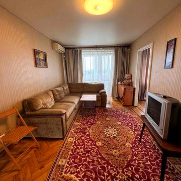 Продам 3-х квартиру Павлово Поле, метро 23 Августа, ул. Клочковская