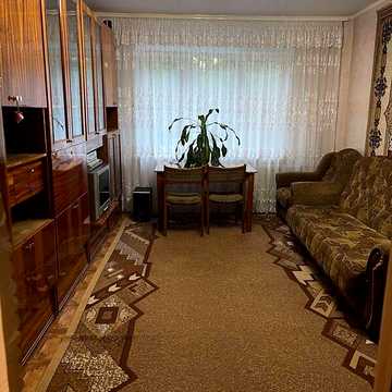 Продаж 3к Квартира Молодіжна вулиця