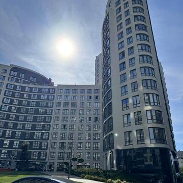 Перша здача , сьогодні показ , кульпарківська 93 , Парус Сіті