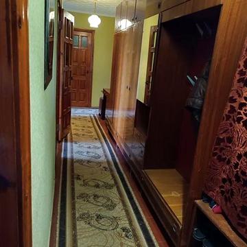 Продається 3-кімнатна квартира