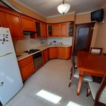 Продам 1к. Б. Хмельницкого / Запорожская 4э/7го дома
