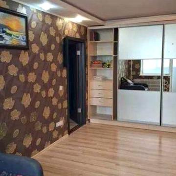 Продам 1 комн квартиру 5этаж Возле Класса Роганский метро Индустриальна OA