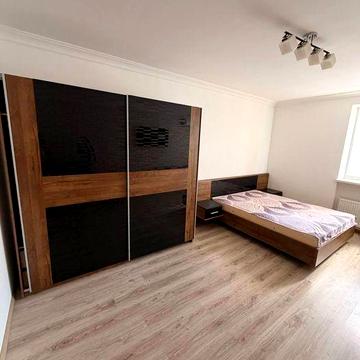 Оренда сучасної 2-кімнатної квартири, 80м2, ЖК River Town, вул. Мирна, 19