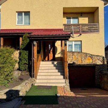 Продаж 2 поверхового будинку на Старому місті