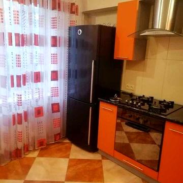 сдам 2к квартиру на Рабочей, низ