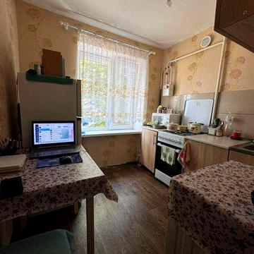 Продам 1 кім квартиру смт Мелілративне