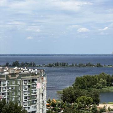 Квартира на Митниці з видом на Дніпро