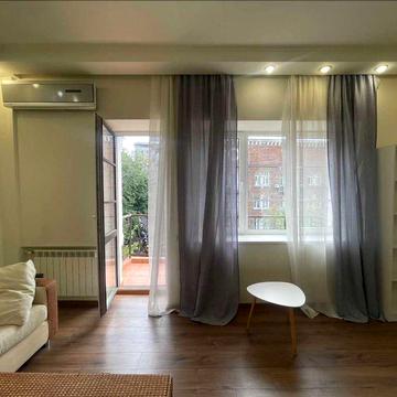 Оренда квартири 60 м², видова, тихий центр Круглоуніверситетська 2/1