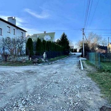 Продам будинок з земельною ділянкою