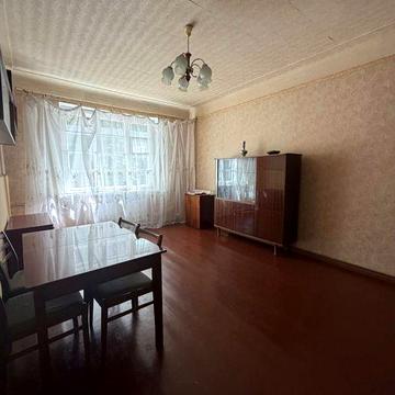 Продам 2-х кімн центр АО