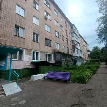 Продам 3 кімнатну ,район ЖД