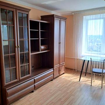 Оренда 2к. квартири по вул. Карпенка