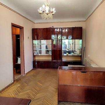 Нивки. Квартира з гаражем. Ружинська 3/56. Продаж. Шевченківський район