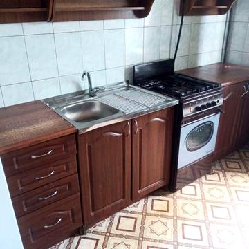 Продам 3-кімнатну квартиру під ремонт з меблями та технікою, Гадяч