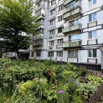 Продам 3-кімнатну квартиру ! Новокримська, Тітова