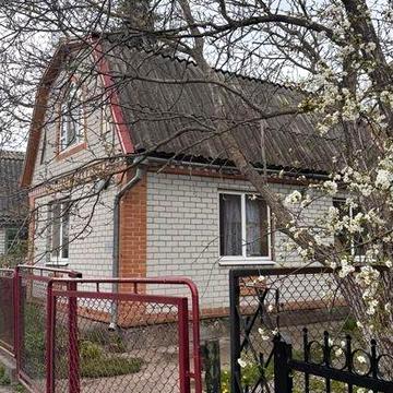 Продаж 2-поверх. дачі, кооп. Будівельник, 4 сотки землі, 10 хв. від Кременчука, 5 хв. пішки до р. Дніпро