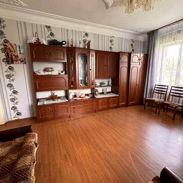 Продаж будинку Держпрограми Святопетрівське, від Києва 6 км, 134 м кв, з ремонтом, меблями і ділянкою 11 соток, капітальний, газ, бомбосховище