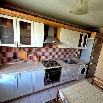 Продаж-  3к квартири вул.Малишка  м. Дарниця Чернігівська