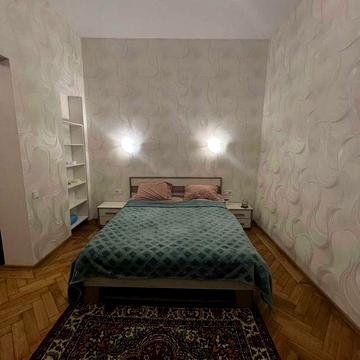 Оренда 2 -кімнатної квартири в центрі Львова / Стрийський ринок