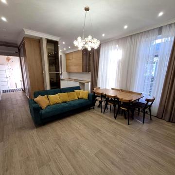 Продам  дом дуплекс Одеса  Светлый Савиньон
