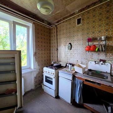 Продается однокомнатная квартира на ЮГОКе по улице  Груни Романовой