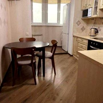 Продам 2-кімнатну квартиру з видом на море на Таїрова, вул. Академіка Королева
