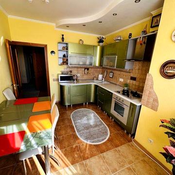Продам двокімнатну квартиру за адрессою м Бровари. Грушевського 17/1, ЖК Райдужний