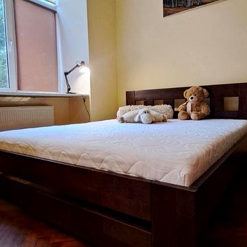 Пекарська вул., 49