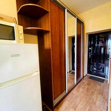 Студия метро Вокзальная, Локомотив аренда