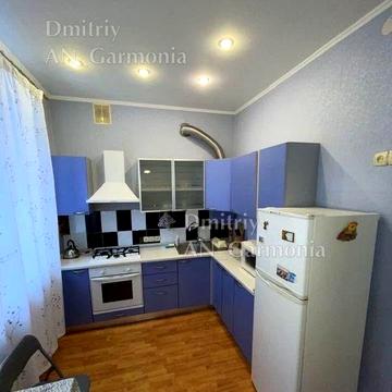 2-к 5-Я Школа, Свет не выключают