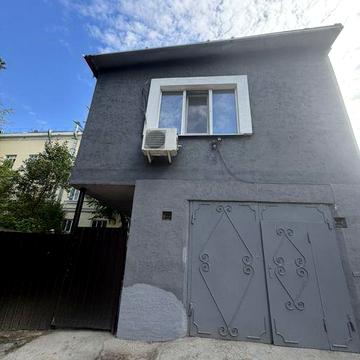 Здається 2-х кім квартира з Евроремонтом в Центрі міста