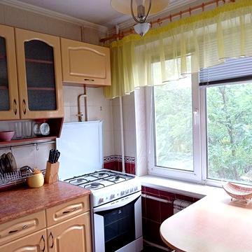 Метро Дарниця, вул. Соловяненка 2/6, здам 1к квартиру