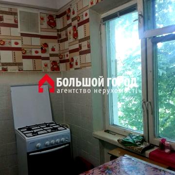 Вороніна вул., 3