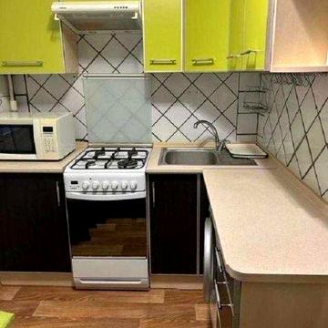 Продам 3-х кімнатну  квартиру  по вулиці Гвардійців Широнінців