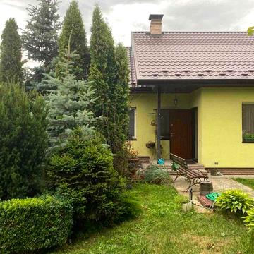 Продається сучасний двоповерховий будинок у селі Карпилівка, Чернігівського району